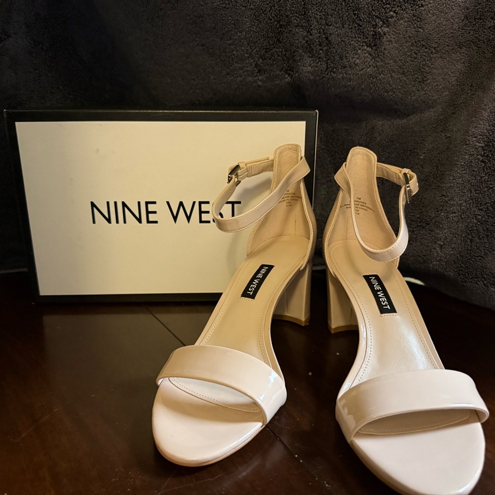 Nine West Women's Cream Sandals